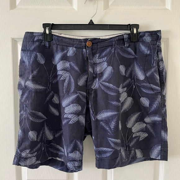 J. Crew Other - J. Crew Navy Leaf Print Men's Shorts